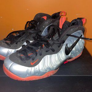 Nike Foamposites Crimson